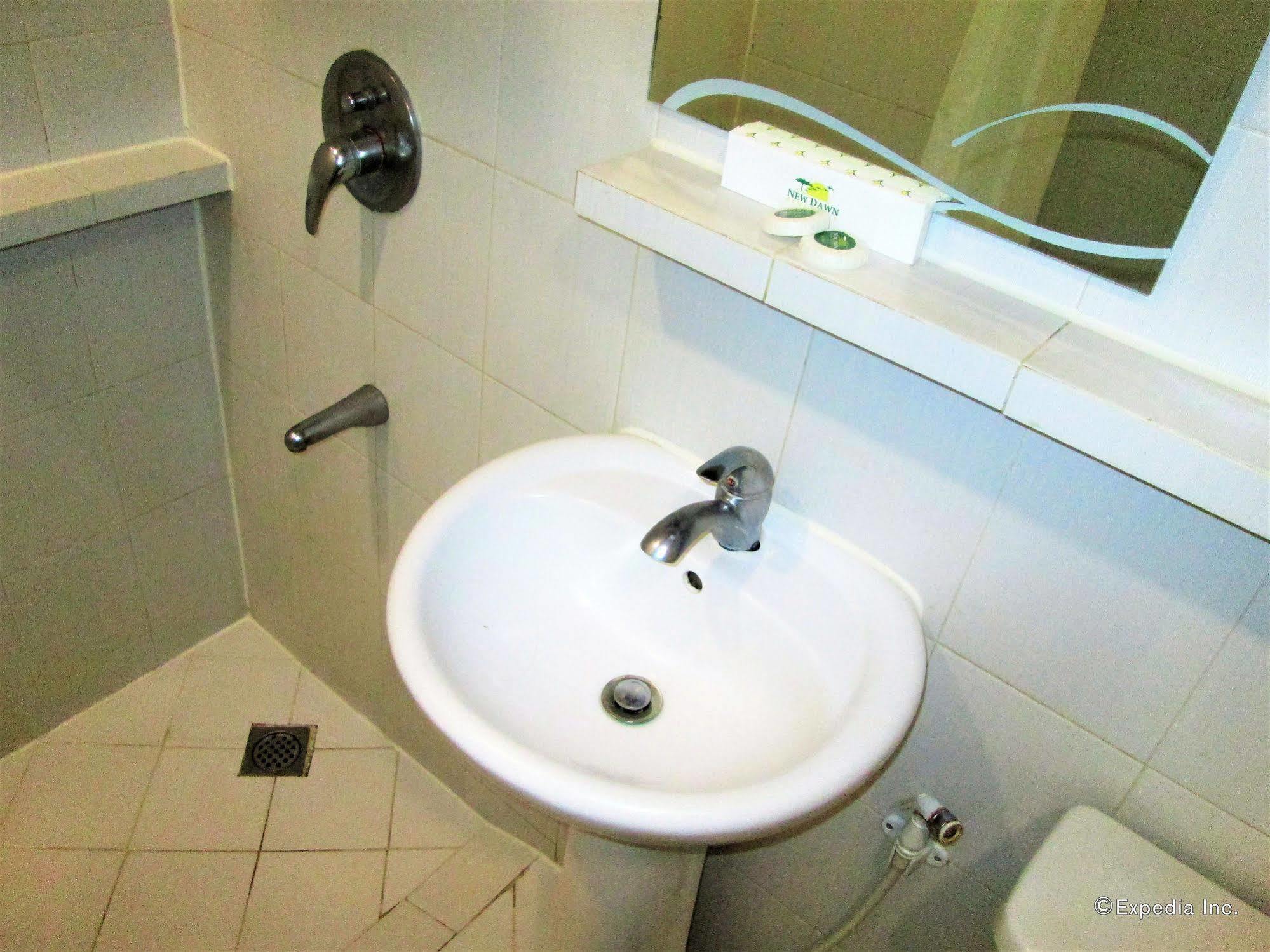 New Dawn Pensionne House Cagayan de Oro Zewnętrze zdjęcie